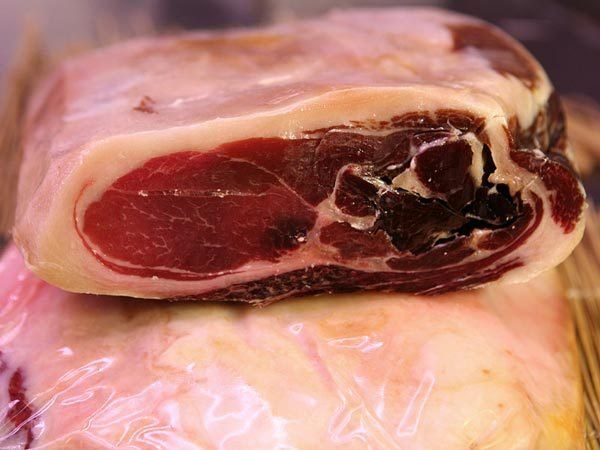 Bloque de jamón serrano sin hueso